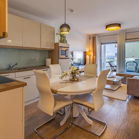 Stunning In With House Sea View Lejlighed *