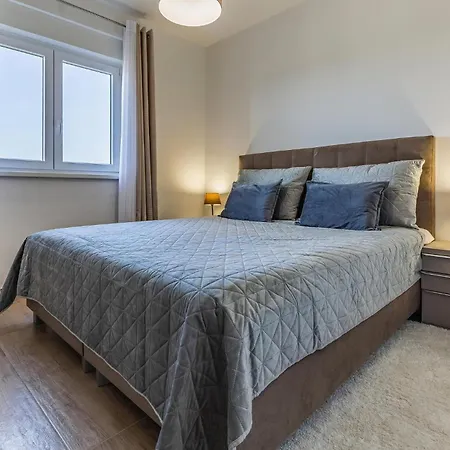 Stunning In With House Sea View Lejlighed *